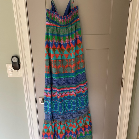 Flying Tomato V-Neck Maxi Lace-Tiered Dress size medium - Picture 2 of 3